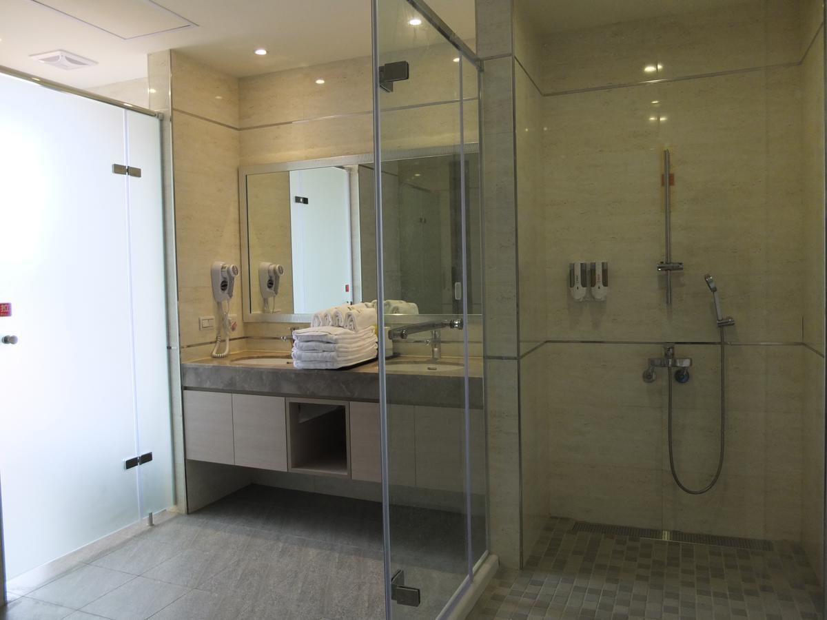 Verygood Business Hotel Huatan Buitenkant foto