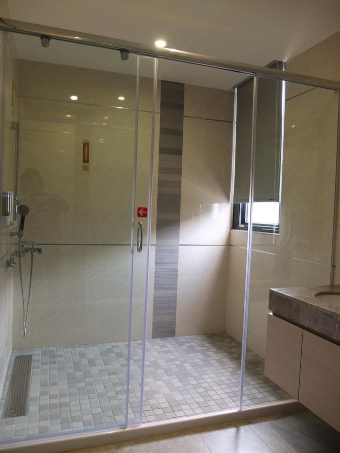 Verygood Business Hotel Huatan Buitenkant foto