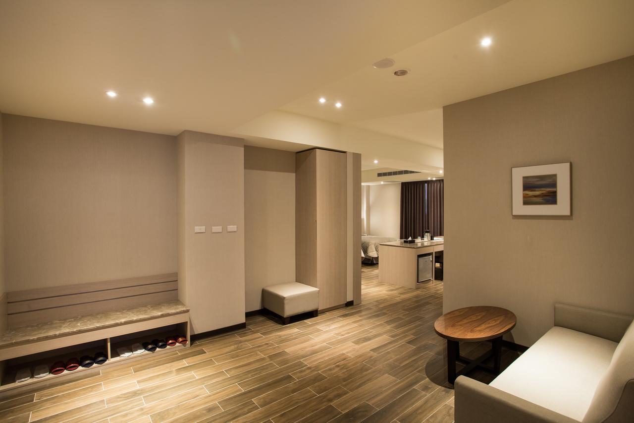 Verygood Business Hotel Huatan Buitenkant foto
