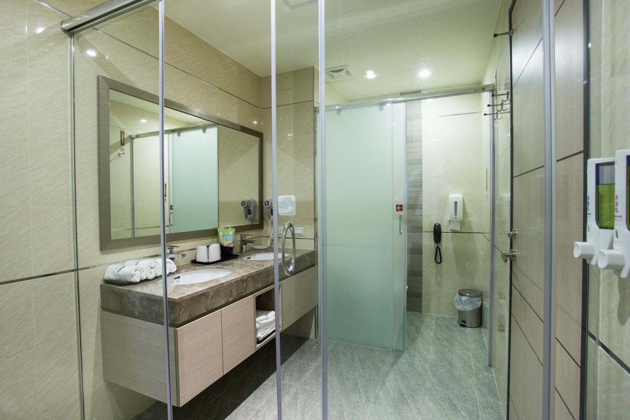 Verygood Business Hotel Huatan Buitenkant foto